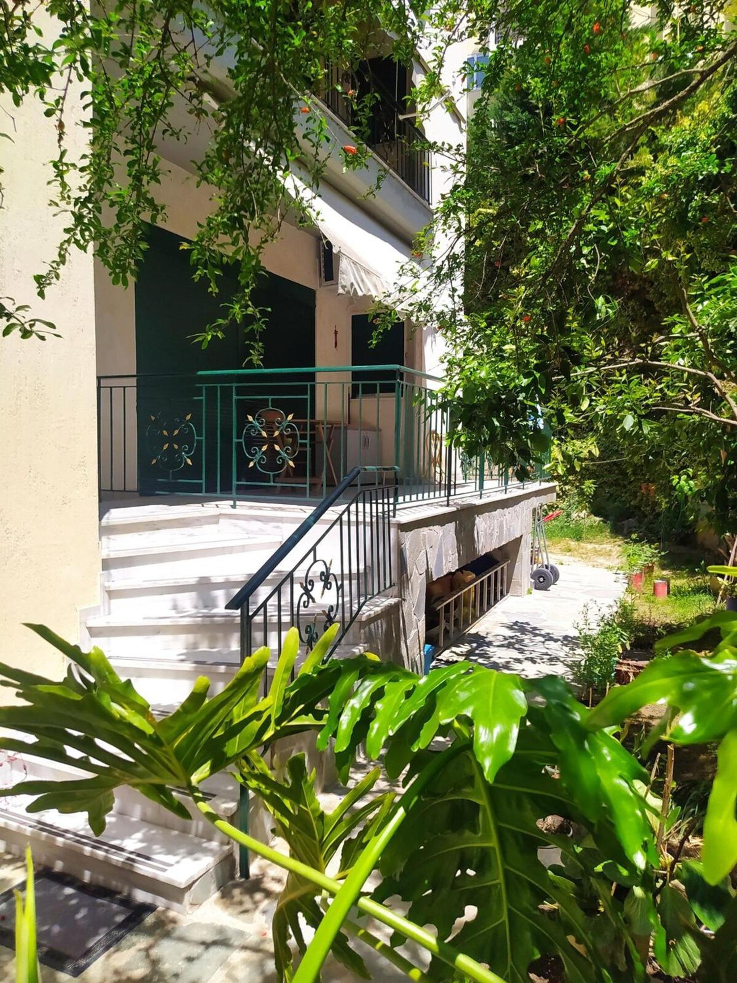 Marousi Comfy Apartment With Balcony Athena Bagian luar foto